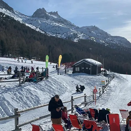 Luxury Panoramic View Fireplace Sauna Garden *