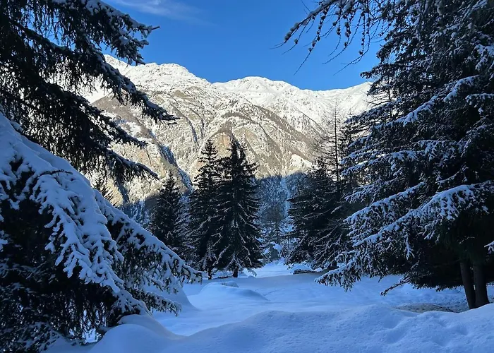 Luxury Panoramic View Fireplace Sauna Garden *