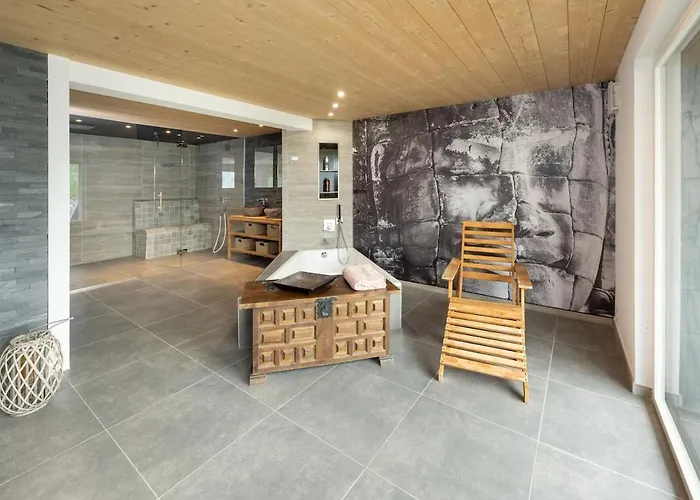 Luxury Panoramic View Fireplace Sauna Garden شاليه