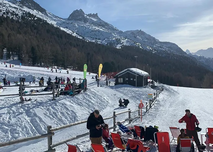 Luxury Panoramic View Fireplace Sauna Garden *