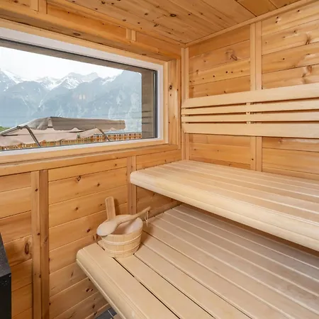 シャレー Luxury Panoramic View Fireplace Sauna Garden グレヘン